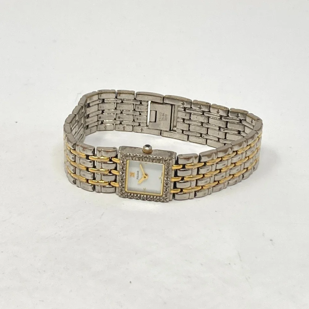 Pulsar Womens Watch 17mm White Dial Two Tone Crystal V810-X056 New Battery 7.25
